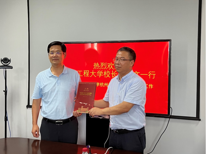 王存文带队走访华东地区校友会
